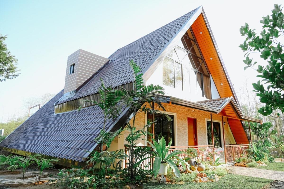Redwood Cabin Bolinao Exterior foto