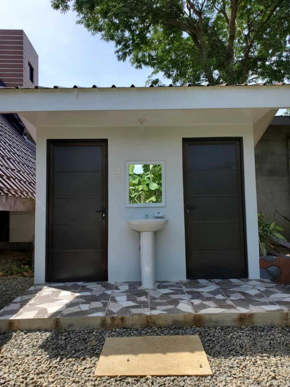 Redwood Cabin Bolinao Exterior foto